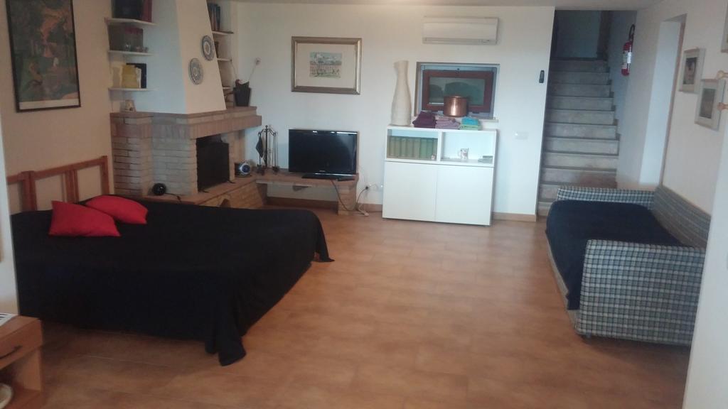 Le Querce Acomodação com café da manhã Ancona Quarto foto