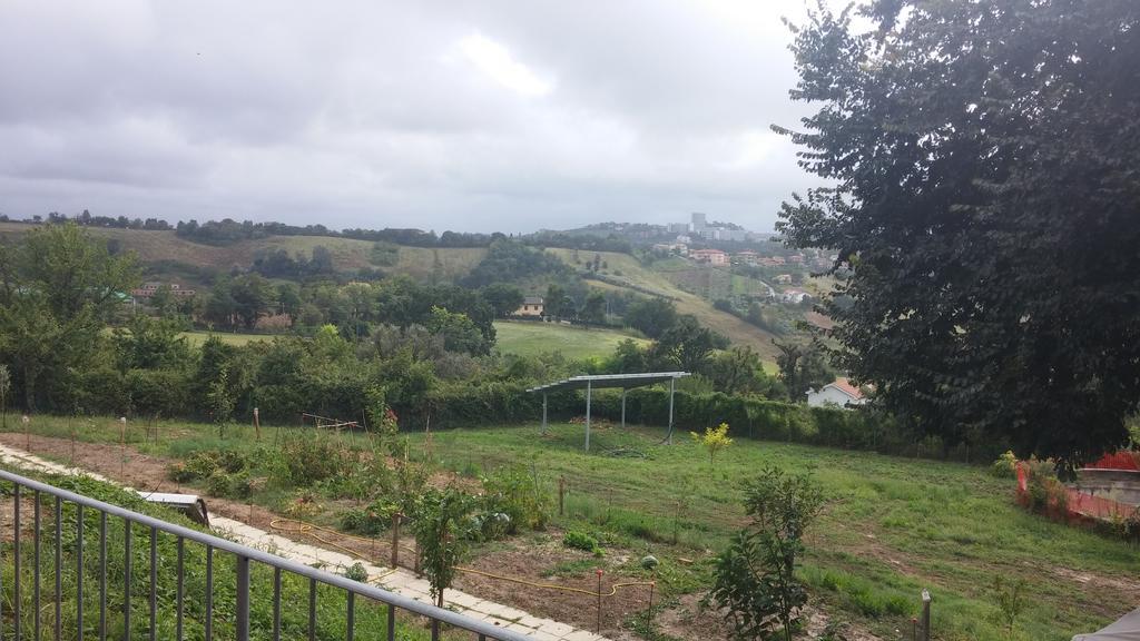 Le Querce Acomodação com café da manhã Ancona Exterior foto